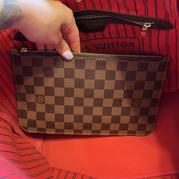 Authentic Louis Vuitton Damier Ebene Neverfull MM - Picture 4 of 6